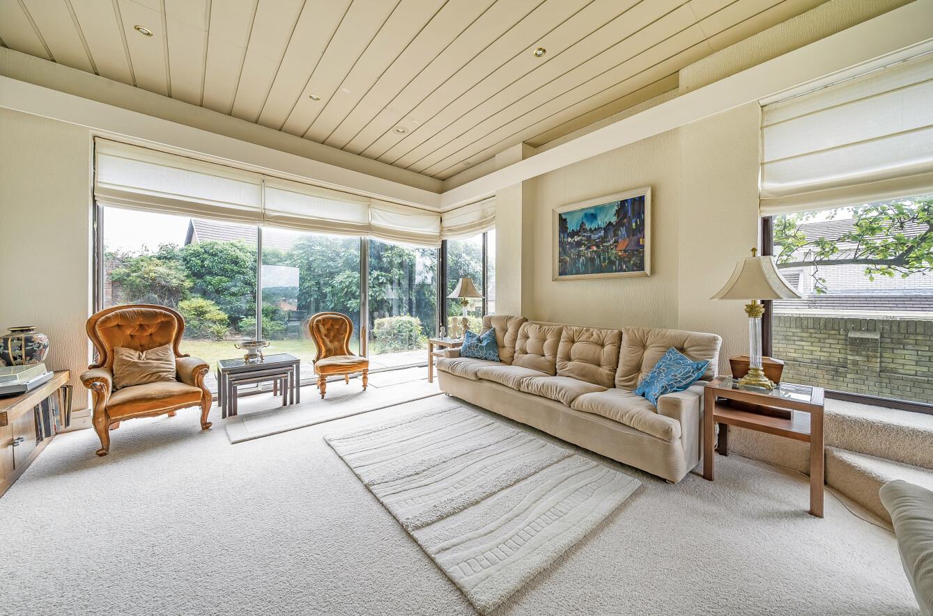 Warborough Close, Llanelli, SA15 3LH